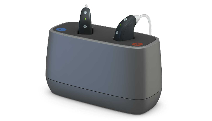 Beltone: Ladestation mit Hörgeräten