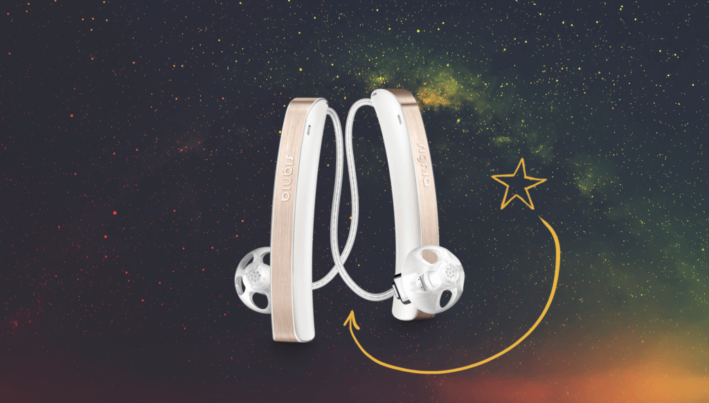 3 wichtige Vorteile von Exhörer-Hörgeräten 1 Zwei Exhörer-Hörgeräte schweben im All