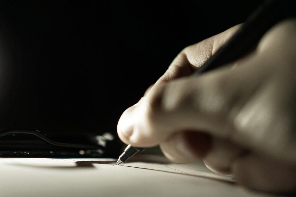 Hörgeräte und die Krankenkasse: Kostenübernahme 2025 10 ohne eidesstattliche Erklärung gibt es keinen vorzeigen Zuschuss der Krankenkasse