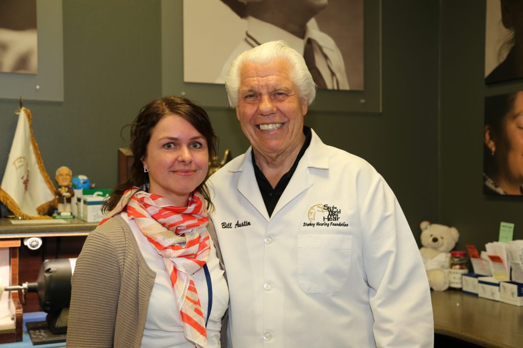 Hörshop-Redakteurin Conni Rill und Bill Austin 2017